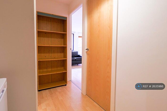 1 Bedroom Flat To Rent In Park Place, Leeds, LS1