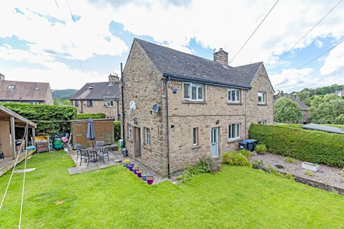 2 Bedroom Semi-Detached House For Sale In Station Road, Hathersage, Hope Valley, S32