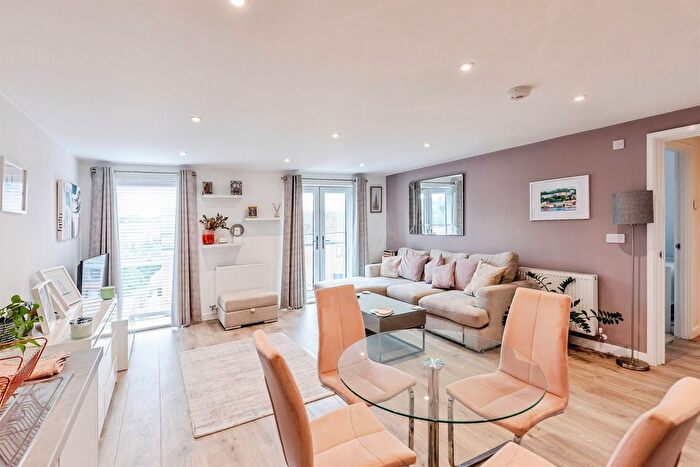 1 Bedroom Flat For Sale In Ashton Rise, Bristol, BS3