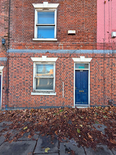 6 Bedroom House Of Multiple Occupation For Sale In Mansfield Road, Nottingham, NG1