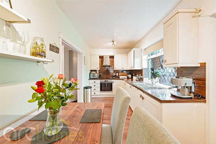 2 Bedroom Semi-Detached House For Sale In Wigan Road, Atherton, Manchester, M46