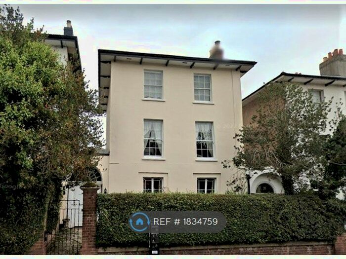 1 Bedroom Flat To Rent In Fore Street, Heavitree, Exeter, EX1