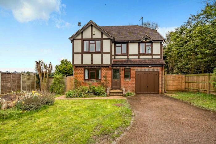 4 Bedroom Detached House To Rent In Maidenhead, Berkshire, SL6