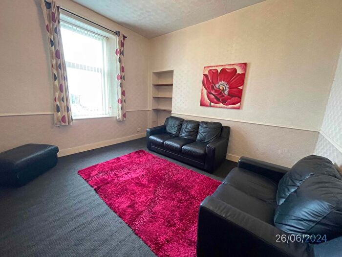 1 Bedroom Flat To Rent In King Street, Second Floor Left, Aberdeen, AB24