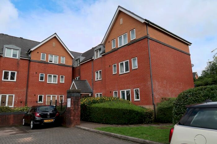 2 Bedroom Flat To Rent In Corvette Court, Cardiff, CF10