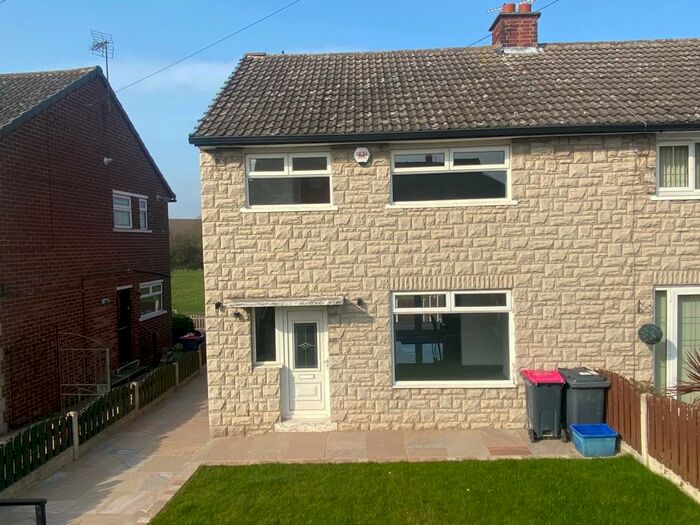 3 Bedroom House To Rent In Hague Avenue, Rawmarsh, ., S62