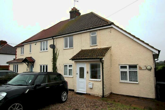 5 Bedroom Semi-Detached House To Rent In Private Road, Chelmsford, Essex, CM2