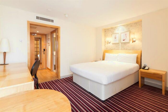 1 Bedroom Apartment To Rent In Double Room, Purley Way, Croydon, CR9