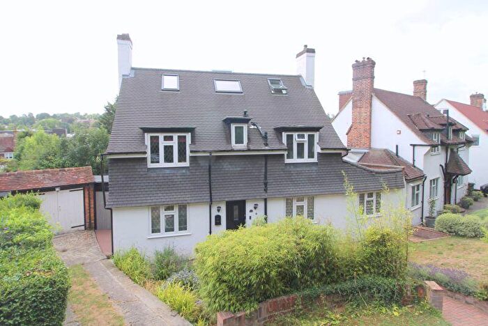 5 Bedroom Detached House To Rent In Hereward Avenue, West Purley, CR8
