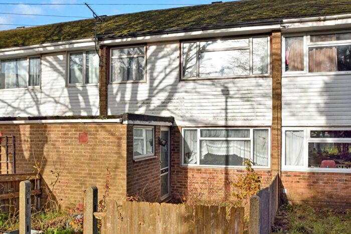 3 Bedroom Terraced House For Sale In Hero Walk, Rochester, ME1