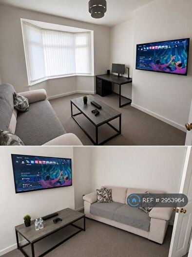 2 Bedroom Semi-Detached House To Rent In Oxford Street, Rotherham, S65
