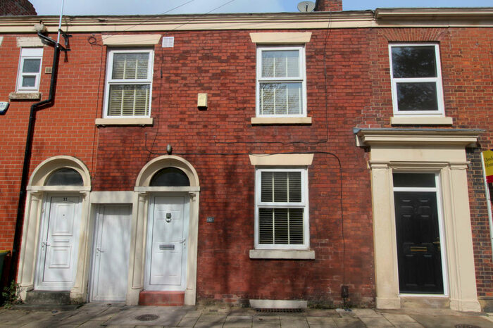 4 Bedroom Terraced House To Rent In St. Pauls Square, Lancashire, PR1