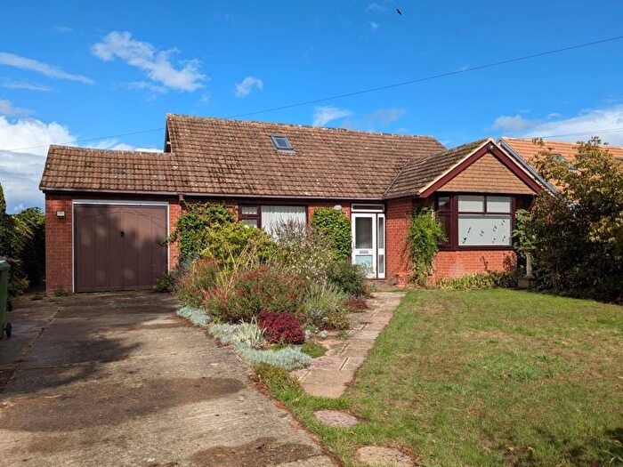 5 Bedroom Bungalow To Rent In Broadclose Road, Down Hatherley, Gloucester, GL2