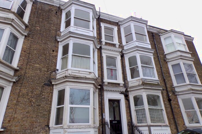 1 Bedroom Flat To Rent In Lausanne Terrace, Margate, CT9