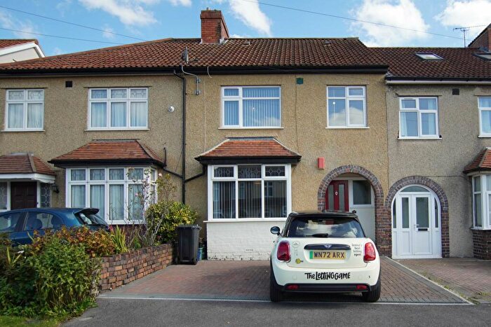 4 Bedroom Terraced House To Rent In Kingsholm Road, Westbury-on-Trym, Bristol, BS10