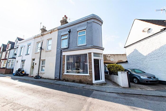 Studio To Rent In Southwood Road, Ramsgate, CT11