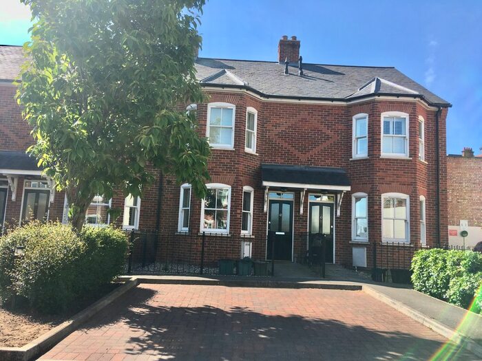 3 Bedroom Town House To Rent In Wetherall Mews, St Albans, AL1