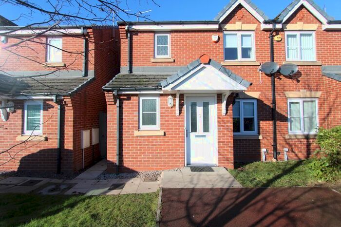 3 Bedroom Semi-Detached House To Rent In Havelock Road, Bootle, L20