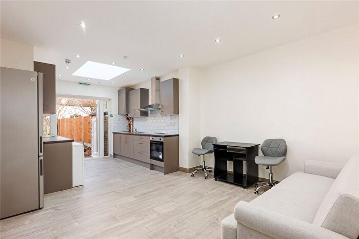 5 Bedroom Detached House To Rent In Westway, London, W12