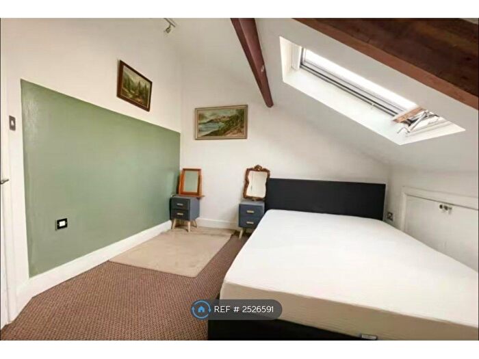 2 Bedroom Flat To Rent In Clayton Street, Newcastle Upon Tyne, NE1