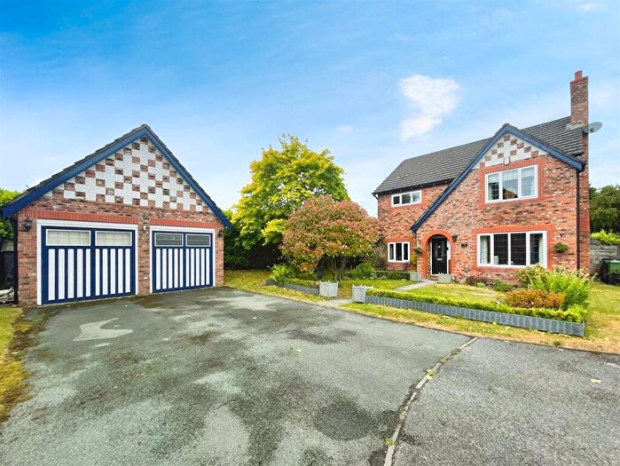 4 Bedroom Detached House For Sale In Villa Farm, Newcastle Road, Arclid, Sandbach, CW11