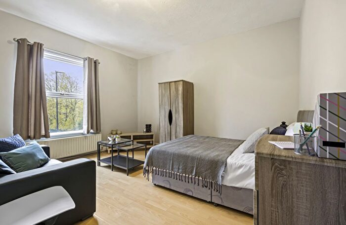 1 Bedroom Terraced House To Rent In Moor View, Leeds, LS6