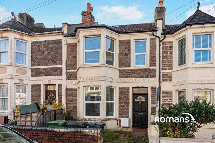 3 Bedroom Flat To Rent In Sandgate Road, Bristol, Somerset, BS4