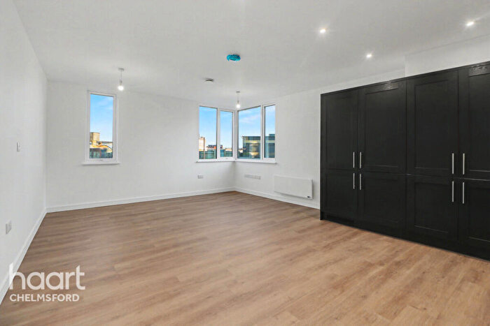 2 Bedroom Apartment For Sale In Duke Street, Chelmsford, CM1