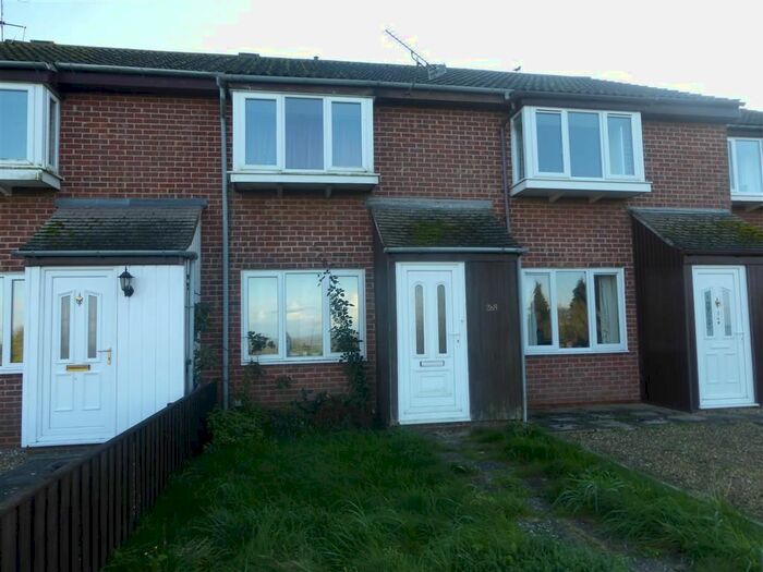 2 Bedroom Property To Rent In The Cullerns, Highworth, Swindon, SN6