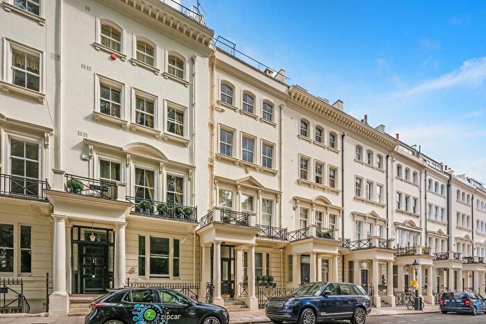 1 Bedroom Flat For Sale In Ennismore Gardens, London, SW7