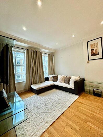 2 Bedroom Flat To Rent In - Manson Place, London, SW7