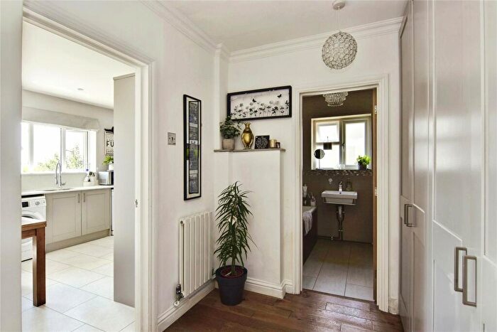 3 Bedroom Bungalow For Sale In Heath Road, Maidstone, Kent, ME16