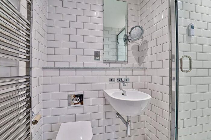 2 Bedroom Flat For Sale In High Street, West Coker, Somerset, BA22