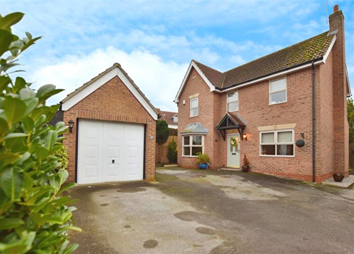 4 Bedroom Detached House For Sale In Chapel Fields, Coniston, HU11