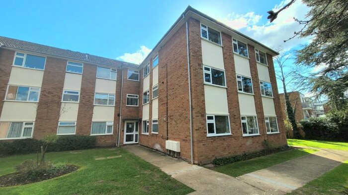 2 Bedroom Flat To Rent In Eastbury Road, Watford, WD19