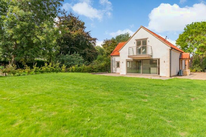 3 Bedroom Detached House For Sale In Beech Cottage, Braceborough, Stamford, Lincolnshire, PE9