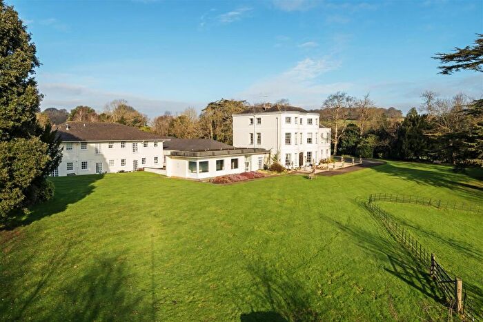 2 Bedroom Apartment For Sale In Cowley, Exeter, EX5