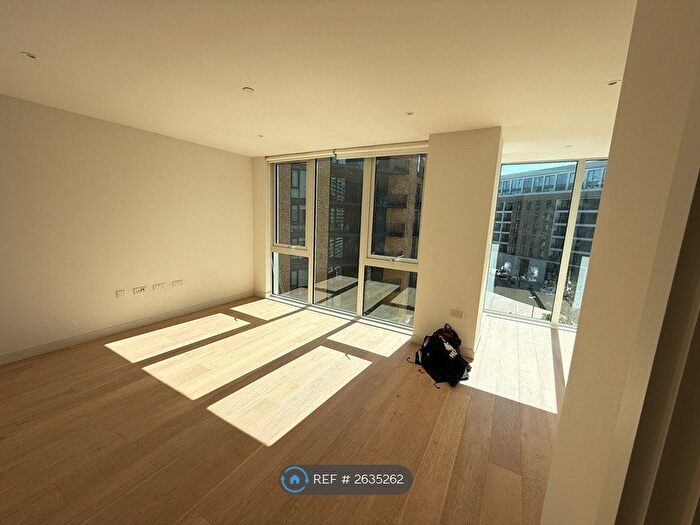 1 Bedroom Flat To Rent In Flagship House, London, E16