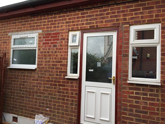 1 Bedroom Studio To Rent In North Harrow, HA2