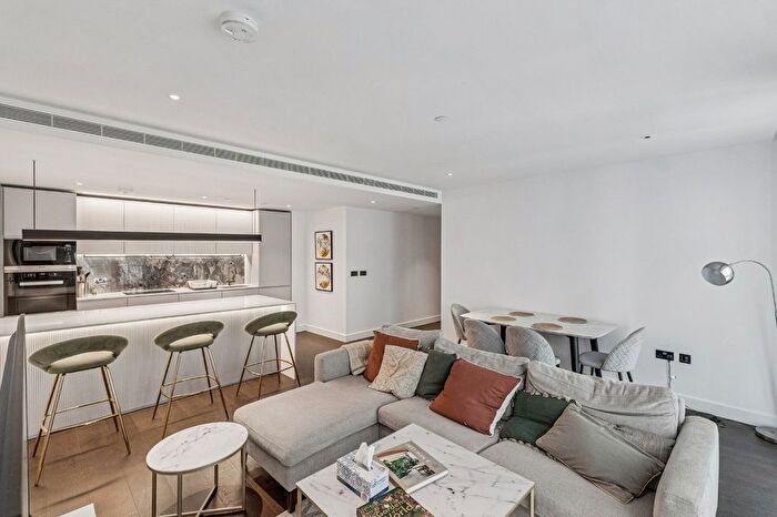 2 Bedroom Flat To Rent In Belvedere Row Apartments, Fountain Park Way, W12