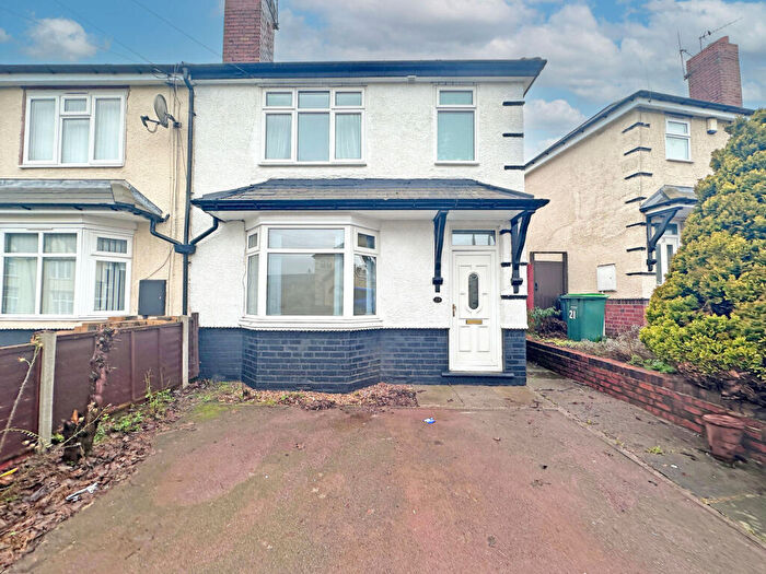 3 Bedroom End Of Terrace House For Sale In Menin Road, Tipton, DY4