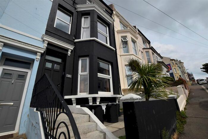 4 Bedroom Town House To Rent In Whitefriars Road, Hastings, TN34