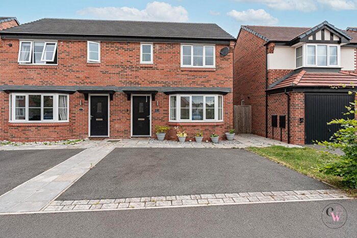 3 Bedroom Semi-Detached House For Sale In Fusilier Road, Winsford, CW7