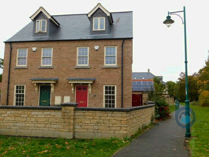 3 Bedroom Semi-Detached House To Rent In Strawberry Avenue, Bretton, Peterborough, PE3