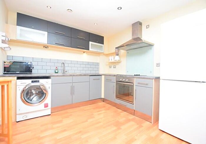 2 Bedroom Apartment To Rent In West One Aspect, Cavendish Street, S3