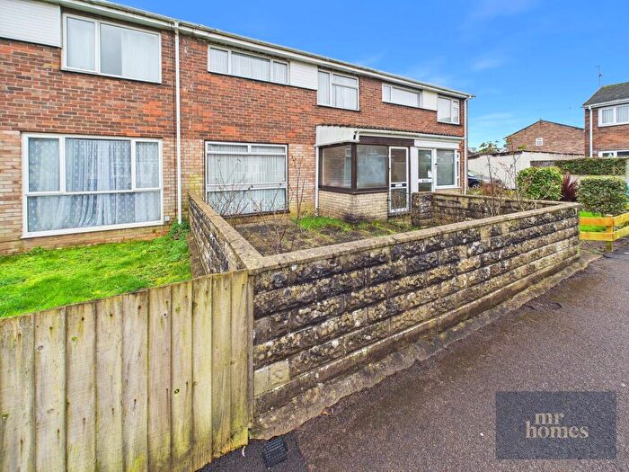 3 Bedroom Terraced House For Sale In Chichester Way, Cardiff, CF5