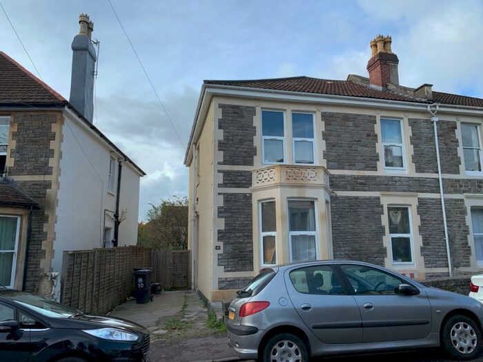 6 Bedroom Semi-Detached House To Rent In Elton Road, Bishopston, Bristol, BS7