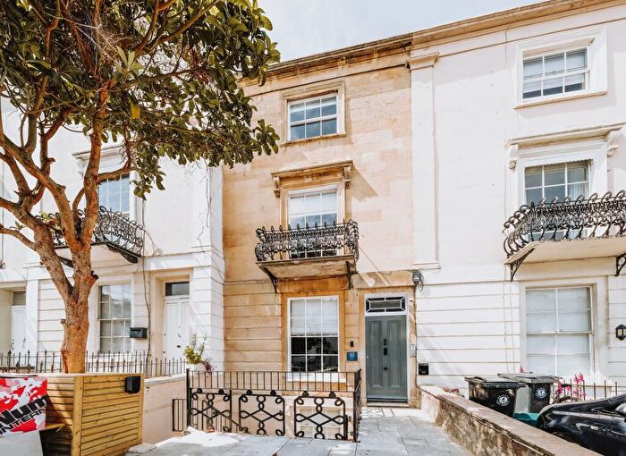 1 Bedroom Apartment To Rent In Basement Flat, St. Pauls Road, Clifton, Bristol, BS8