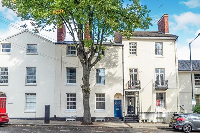 6 Bedroom House To Rent In Portland Street, Leamington Spa, CV32