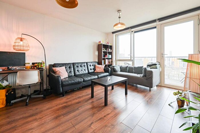 1 Bedroom Flat To Rent In Harston Walk, Bow, London, E3